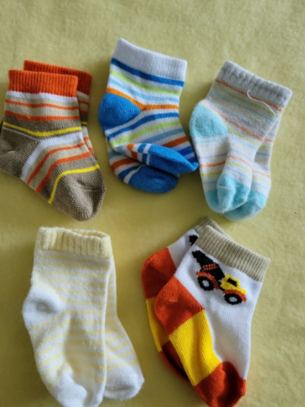 Baby boys 3-12 month socks